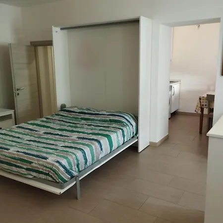 Aurora House. Abbadia Lariana