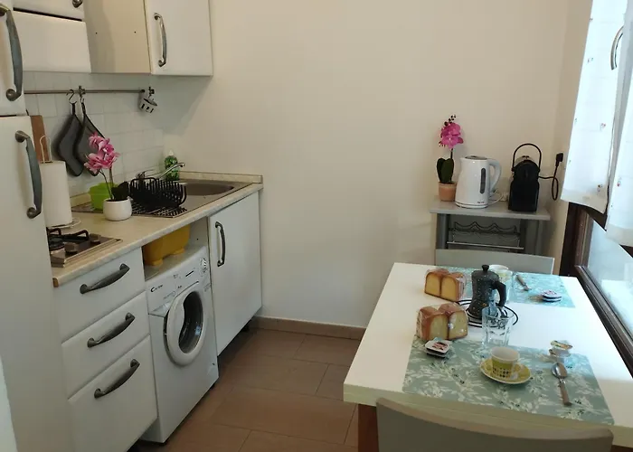 Aurora House. * Abbadia Lariana